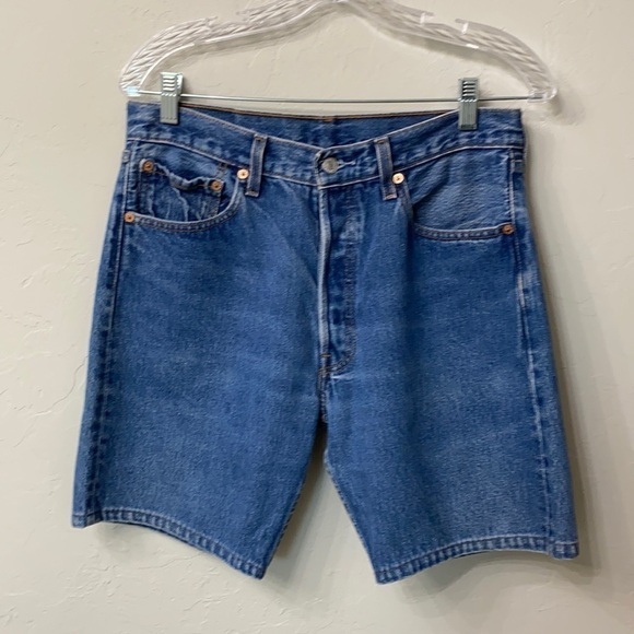 Levi’s 501 button fly denim shorts high rise 32X30 - Picture 1 of 11